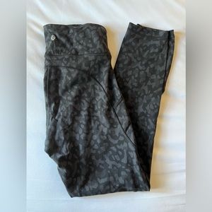 Lululemon leggings 25 in